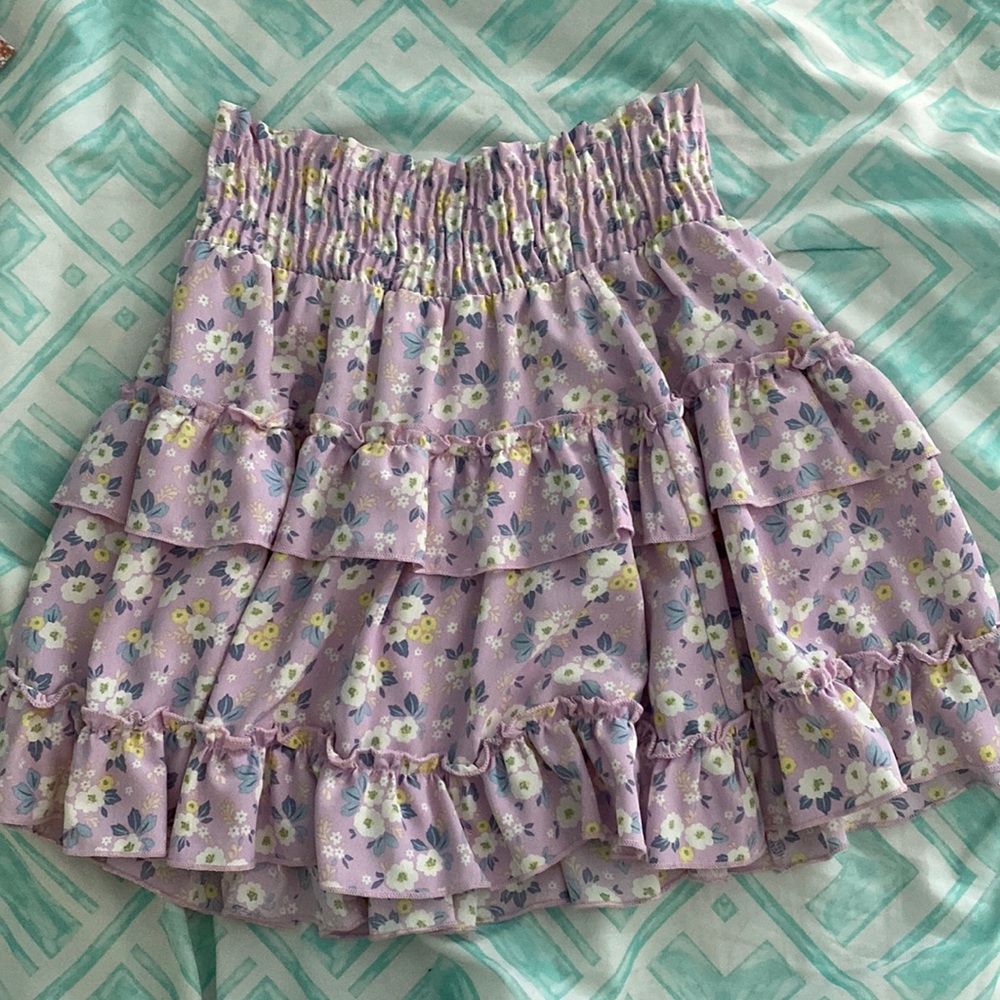 altar’s state size S skirt.